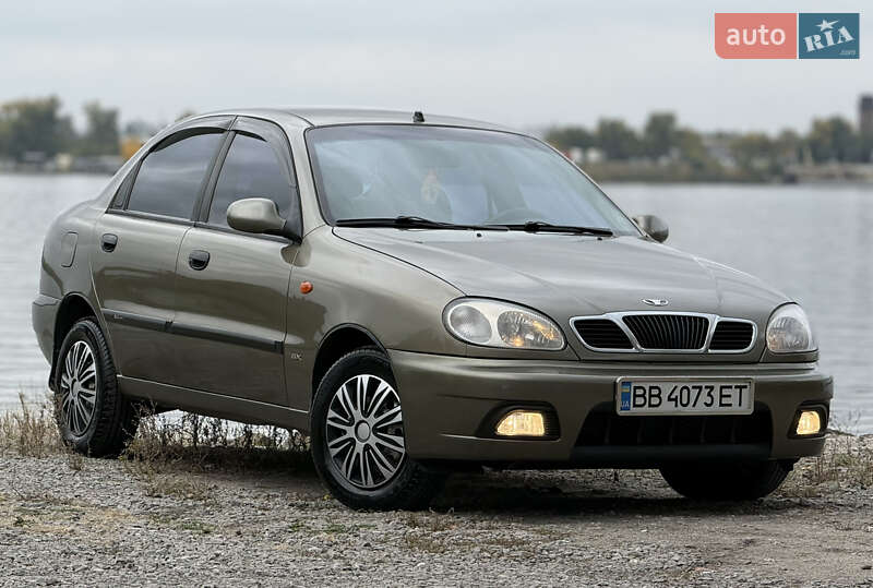 Седан Daewoo Lanos 2003 в Днепре
