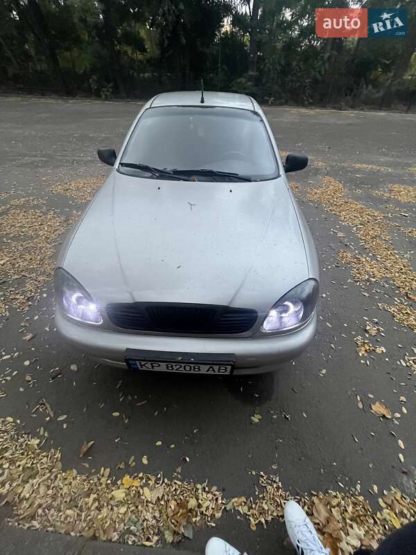 Седан Daewoo Lanos 2003 в Запоріжжі
