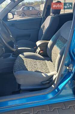 Седан Daewoo Lanos 2011 в 
