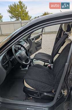 Седан Daewoo Lanos 2008 в 