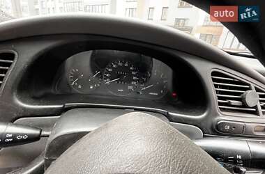 Седан Daewoo Lanos 2003 в 
