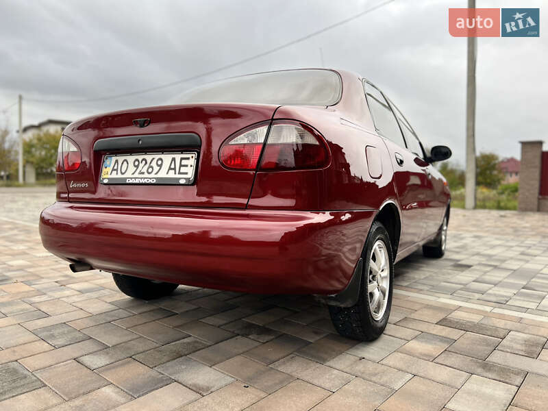 Седан Daewoo Lanos 2006 в Тячеві