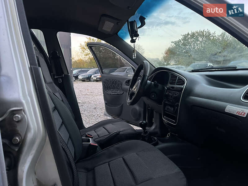 Хетчбек Daewoo Lanos 2003 в Харкові фото 18 Хетчбек Daewoo Lanos 2003 в Харкові