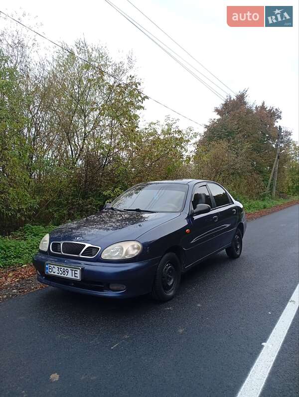 Седан Daewoo Lanos 2002 в 