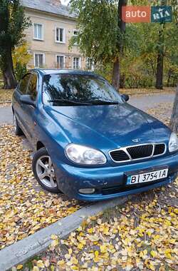 Седан Daewoo Lanos 1998 в Кременчуці