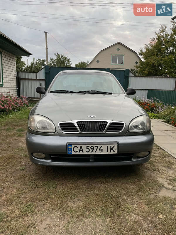 Седан Daewoo Lanos 2002 в Черкасах