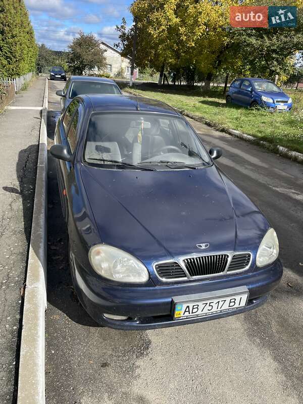 Седан Daewoo Lanos 2005 в  фото Седан Daewoo Lanos 2005 в