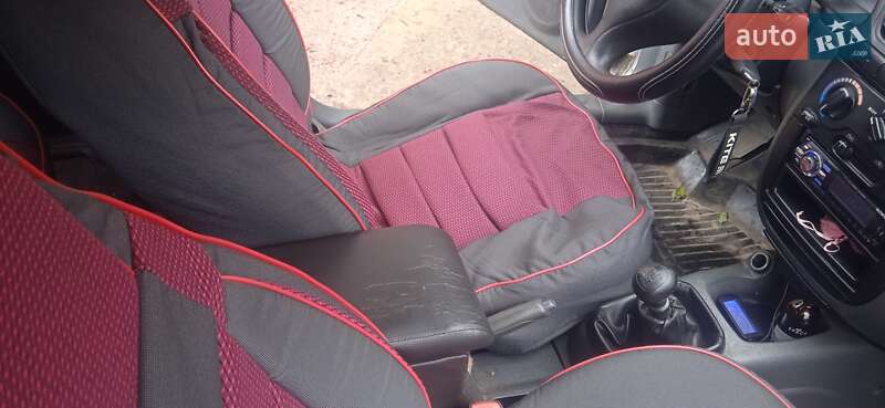 Седан Daewoo Lanos 2008 в Киеве
