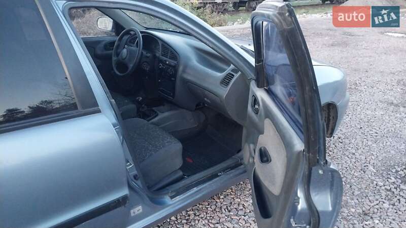 Седан Daewoo Lanos 2008 в Первомайську