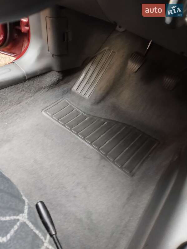 Седан Daewoo Lanos 2002 в Черкассах