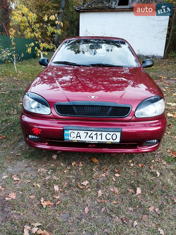 Седан Daewoo Lanos 2002 в Черкассах