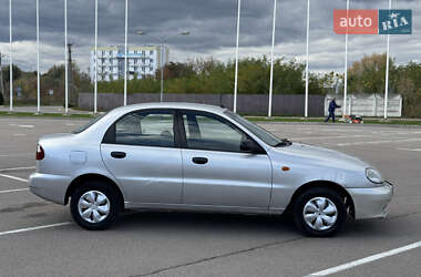 Седан Daewoo Lanos 2004 в  фото 4 Седан Daewoo Lanos 2004 в