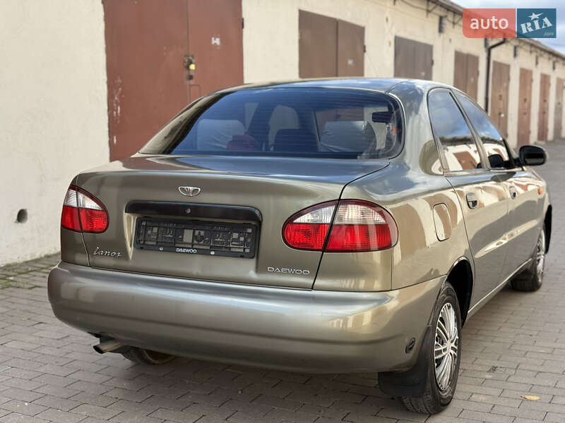 Седан Daewoo Lanos 2004 в Вінниці