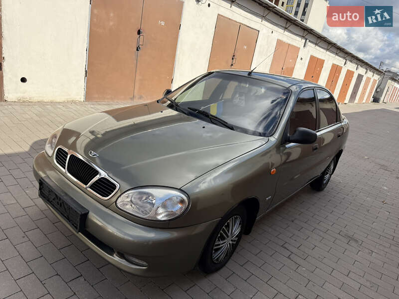 Седан Daewoo Lanos 2004 в Вінниці
