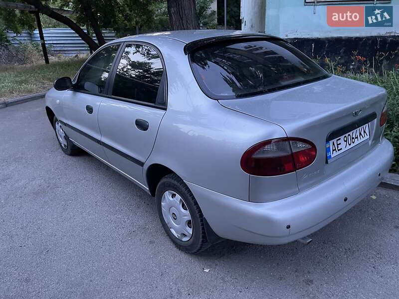 Седан Daewoo Lanos 2006 в Павлограді