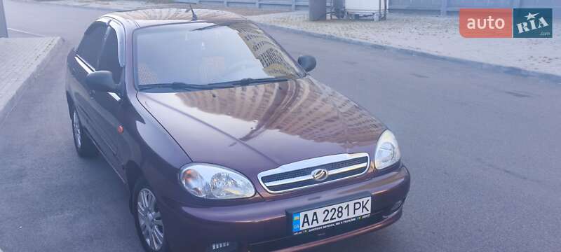 Седан Daewoo Lanos 2011 в Києві