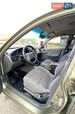 Седан Daewoo Lanos 2004 в 