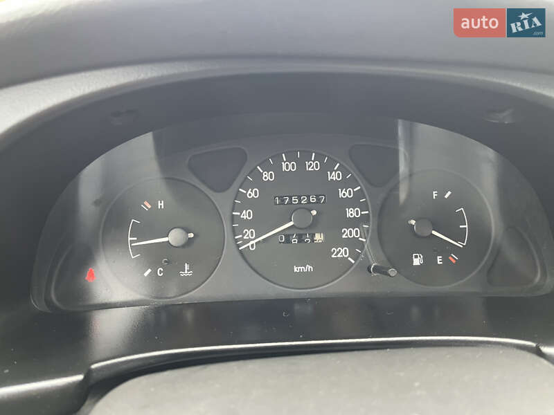 Седан Daewoo Lanos 2007 в Лозовій