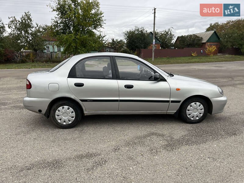 Седан Daewoo Lanos 2007 в Лозовій