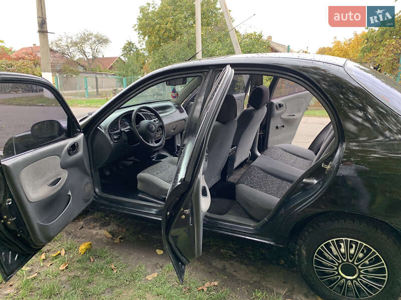 Седан Daewoo Lanos 2006 в Подільську