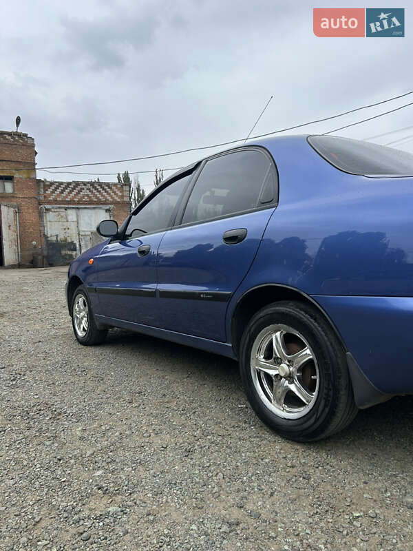 Седан Daewoo Lanos 2008 в Никополе