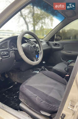 Седан Daewoo Lanos 2004 в  фото 8 Седан Daewoo Lanos 2004 в