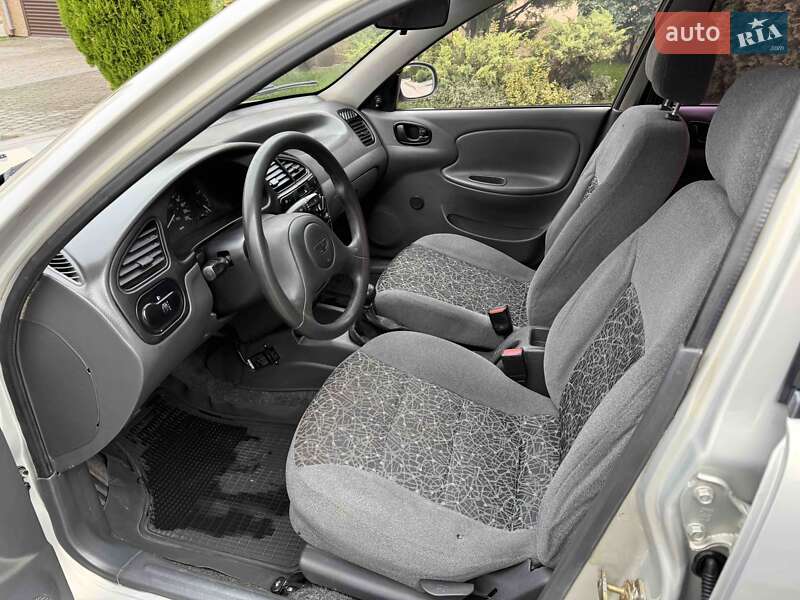 Седан Daewoo Lanos 2009 в Хмельницком