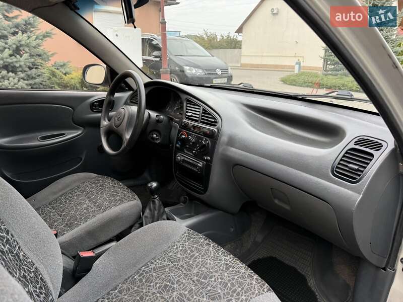 Седан Daewoo Lanos 2009 в Хмельницком