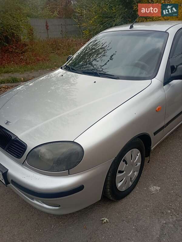 Седан Daewoo Lanos 2003 в Вільногірську