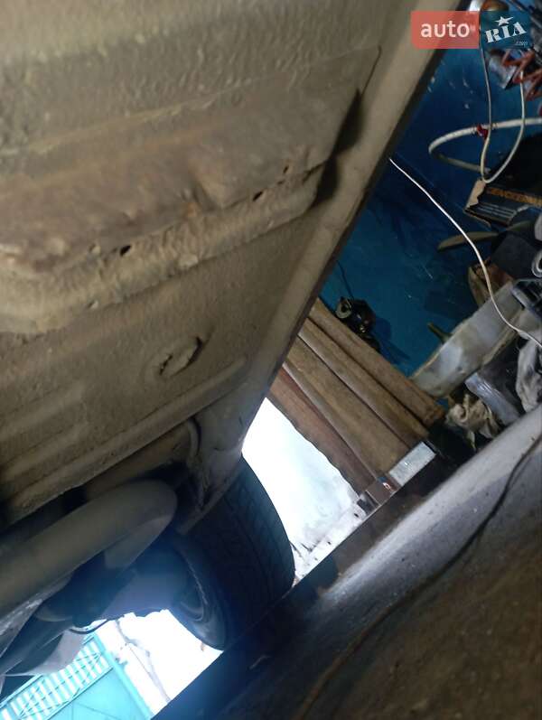 Седан Daewoo Lanos 2003 в Вільногірську