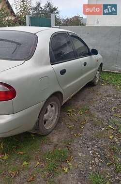 Седан Daewoo Lanos 2004 в 