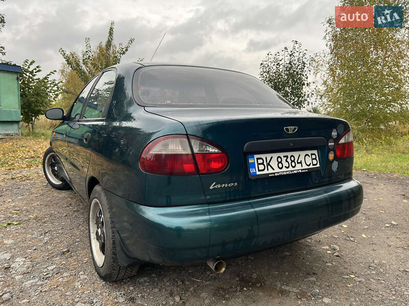 Седан Daewoo Lanos 2006 в Рівному