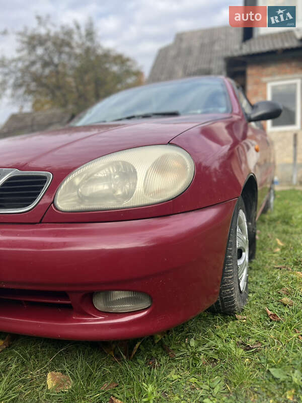 Седан Daewoo Lanos 2000 в Житомирі