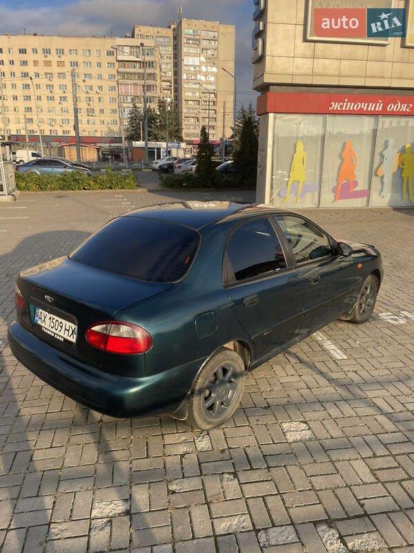 Седан Daewoo Lanos 2002 в Харькове