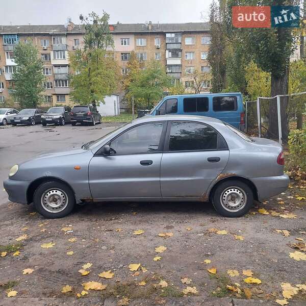 Седан Daewoo Lanos 2009 в Києві
