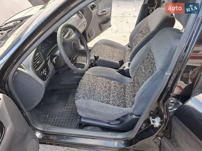 Хетчбек Daewoo Lanos 2008 в Дніпрі