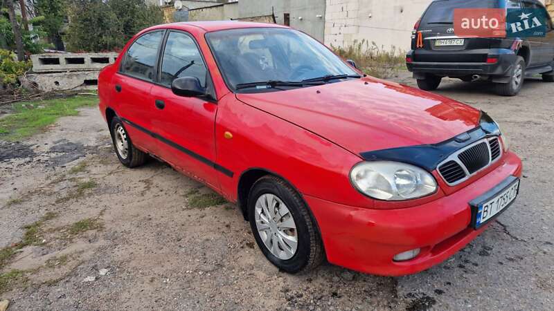 Седан Daewoo Lanos 1998 в 