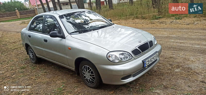 Седан Daewoo Lanos 2001 в Чернігові