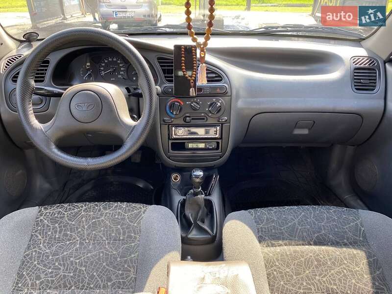 Седан Daewoo Lanos 2004 в Харькове