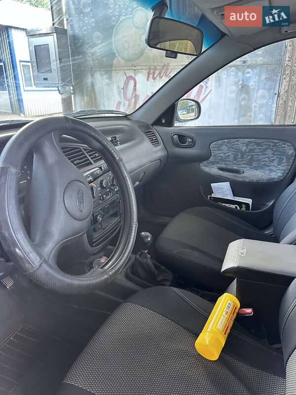 Седан Daewoo Lanos 1998 в Слов'янську