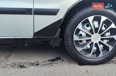 Седан Daewoo Lanos 2011 в 