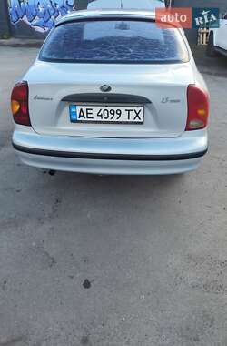 Седан Daewoo Lanos 2011 в 