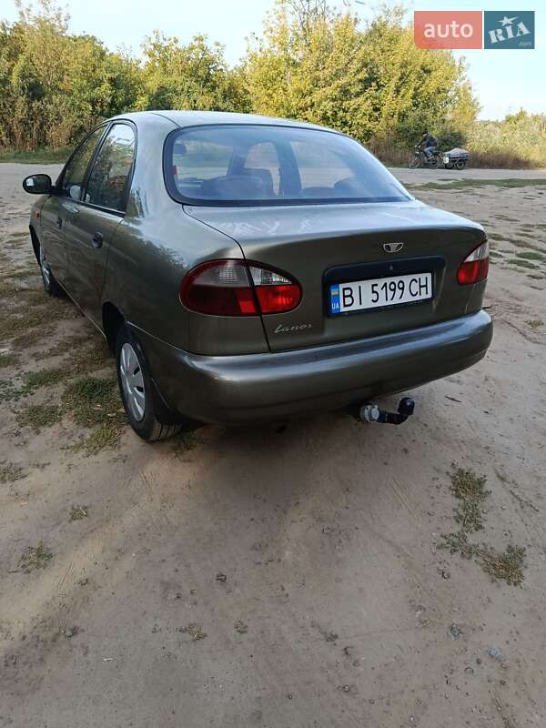 Седан Daewoo Lanos 2006 в  фото Седан Daewoo Lanos 2006 в