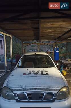 Седан Daewoo Lanos 2004 в Києві
