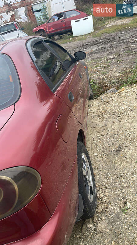 Седан Daewoo Lanos 2002 в Староконстантинове