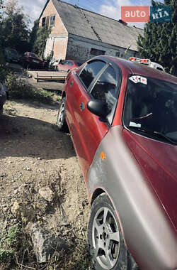 Седан Daewoo Lanos 2002 в Староконстантинове