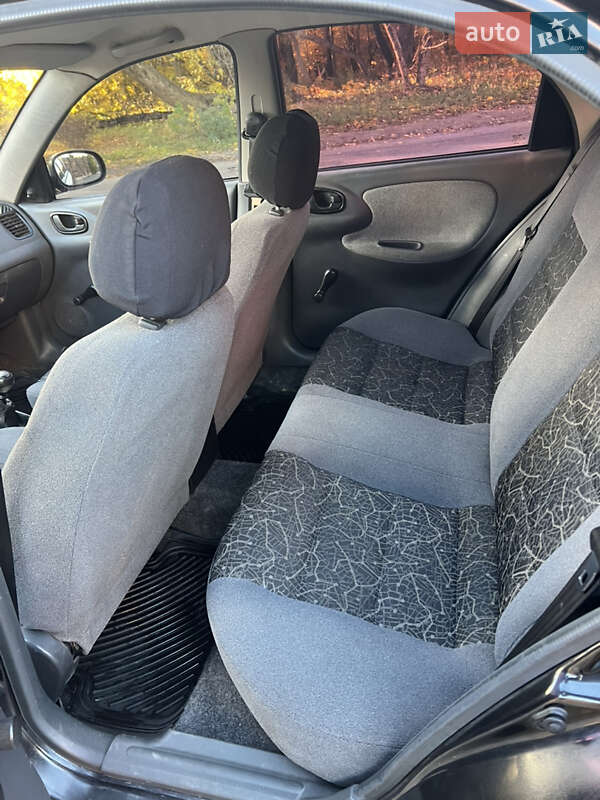 Седан Daewoo Lanos 2006 в Львові