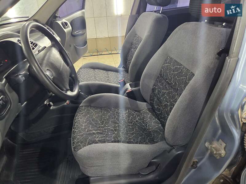 Седан Daewoo Lanos 2008 в Краснограде