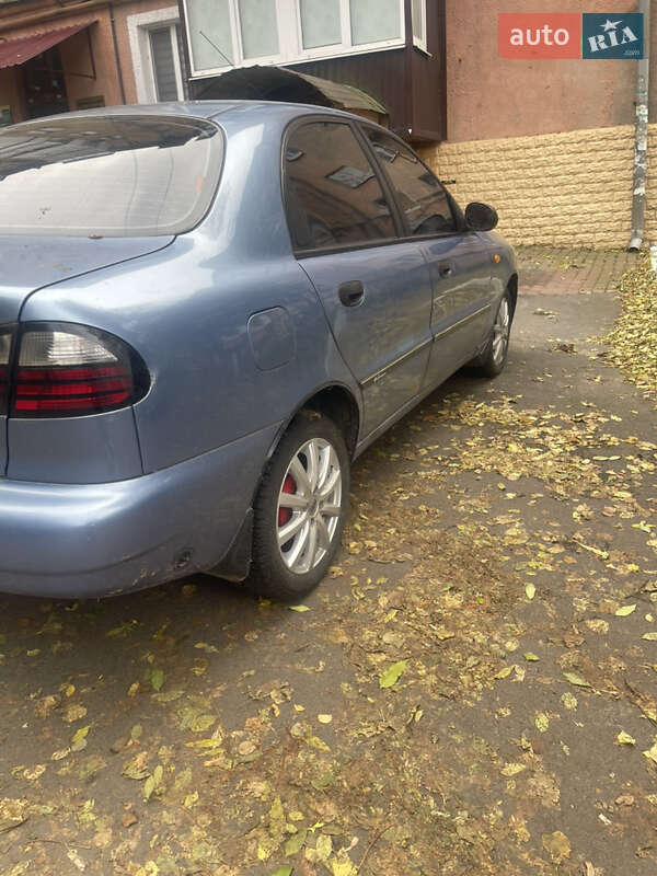 Седан Daewoo Lanos 2008 в Ровно