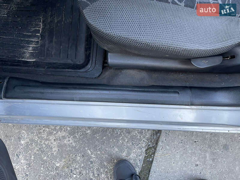 Седан Daewoo Lanos 2002 в Львові фото 20 Седан Daewoo Lanos 2002 в Львові